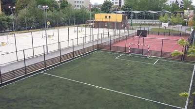 Objednejte se, na Gutovce už můžete hrát minigolf či beach volejbal