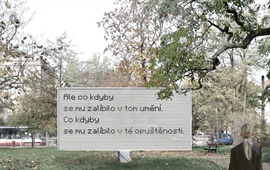 Umělce Haukovou a Chalupeckého bude v „jejich“ parku připomínat billboard řízený umělou inteligencí