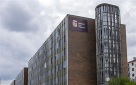 Nabídněte pomoc svému seniorovi 80 +, vyzývá MČ Praha 10 v souvislosti s očkováním