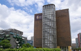 MČ Praha 10 uvolní své byty a dva miliony korun na pomoc Ukrajině