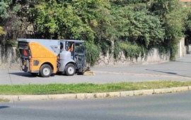 PŘIPOMÍNKA: Podzimní úklid komunikací v Praze 10