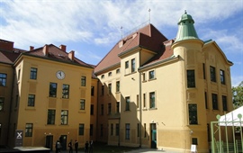 TZ: Zrekonstruovaná Základní škola V Olšinách přivítala první děti